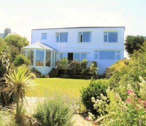 Cottage in Crantock, seaviews, 10min walk to beach